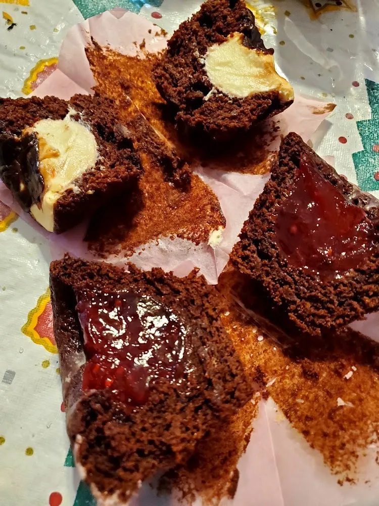 Chocolate Raspberry Cupcakes